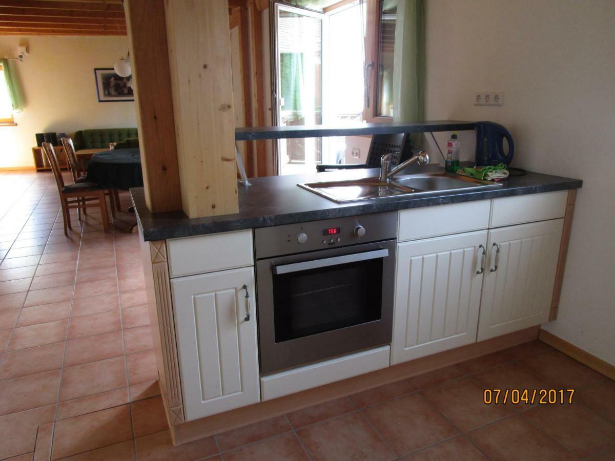 Ferienwohnung Hueck Lind  Εξωτερικό φωτογραφία